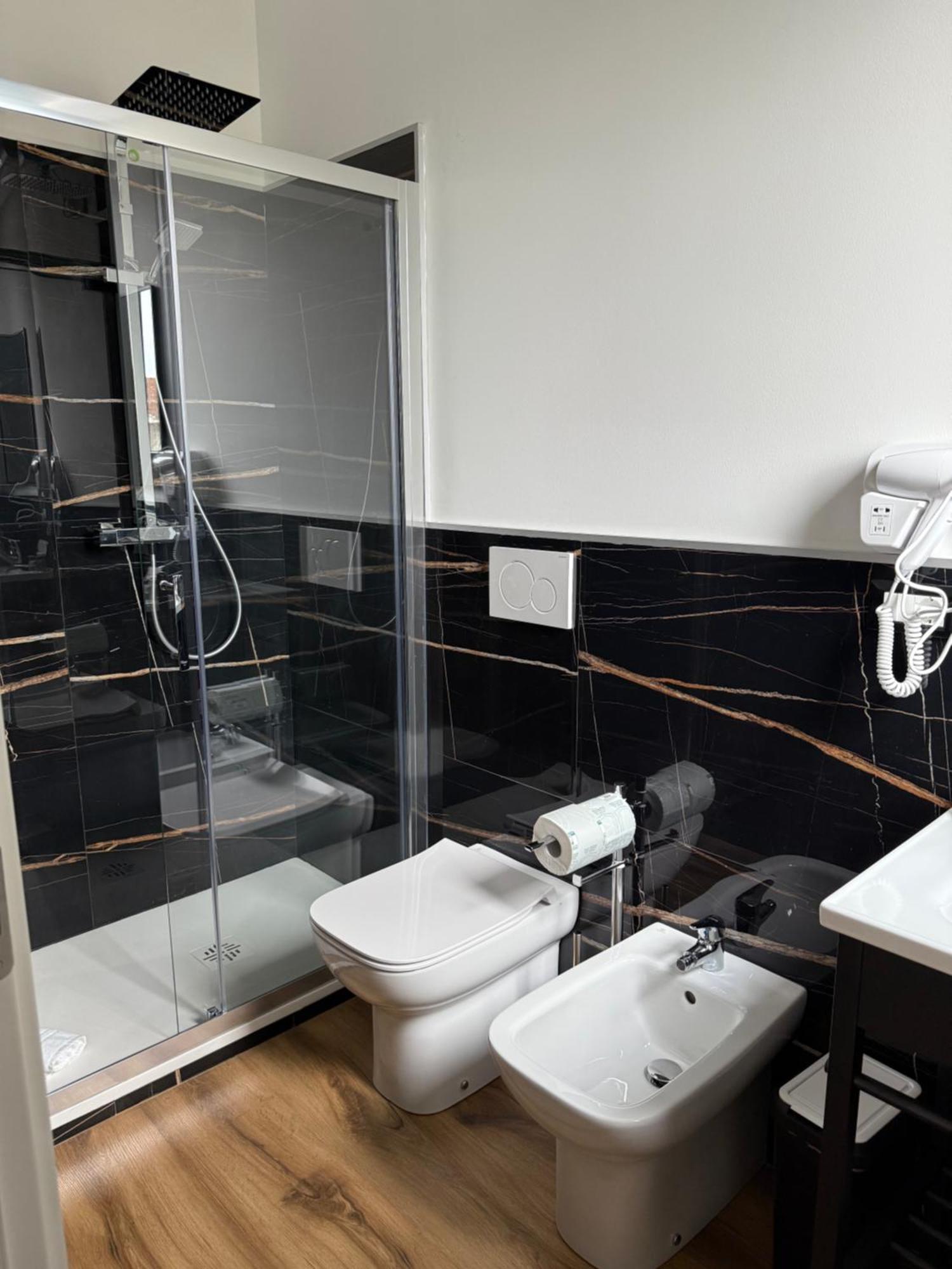 Infinity House - Eleganza Moderna Tra Treviso E Venezia Casièr Quarto foto